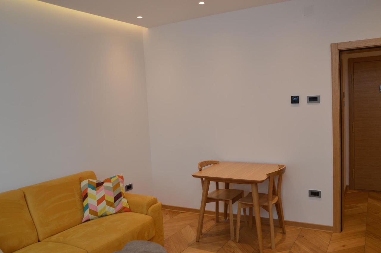 Apartamento Unca Belgrado Exterior foto